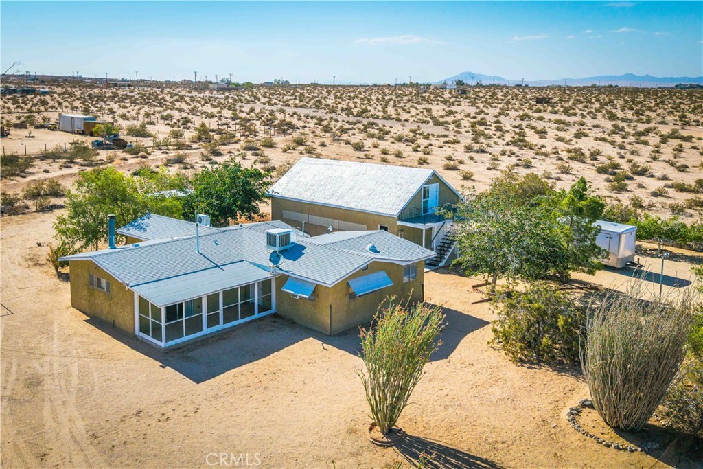 1638 Hales Drive