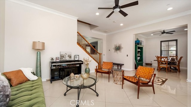 5969 Via Las Nubes, Riverside CA: https://media.crmls.org/medias/a59584dd-712e-4034-85dc-085d29423351.jpg