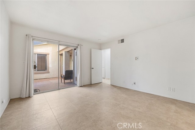 Image 22 of 43 For 43349 Martini Court B