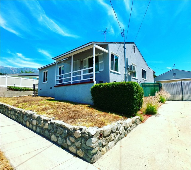 MLS# OC23136139