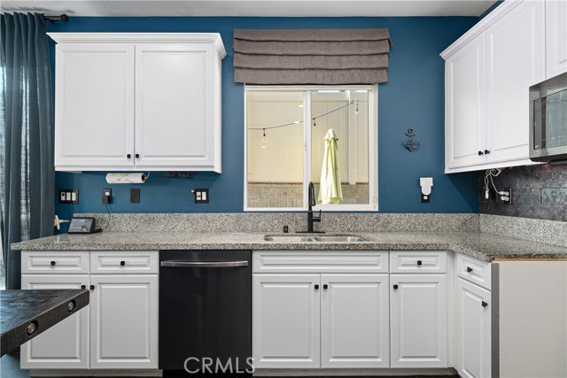 1417 Turin Lane, Los Angeles CA: https://media.crmls.org/medias/a596d686-0292-4241-8867-aa286dd69609.jpg