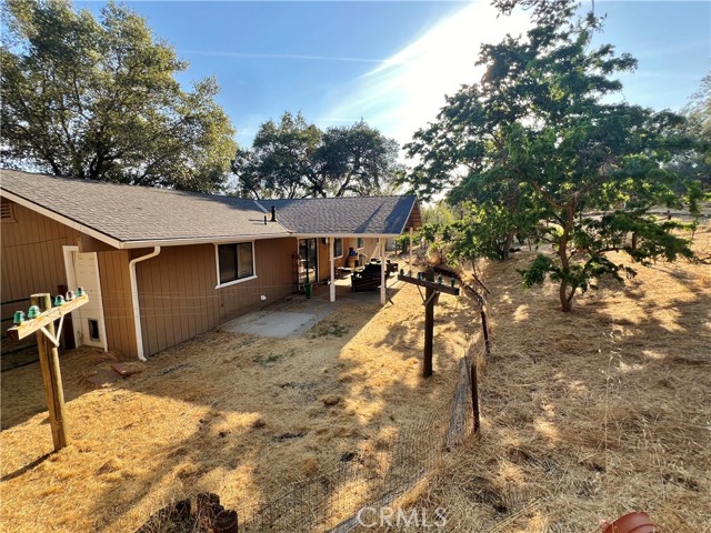 44293 Copper Creek Way, Coarsegold CA: https://media.crmls.org/medias/a596fc93-9be3-44d2-b3d0-c44fe07f7c1e.jpg