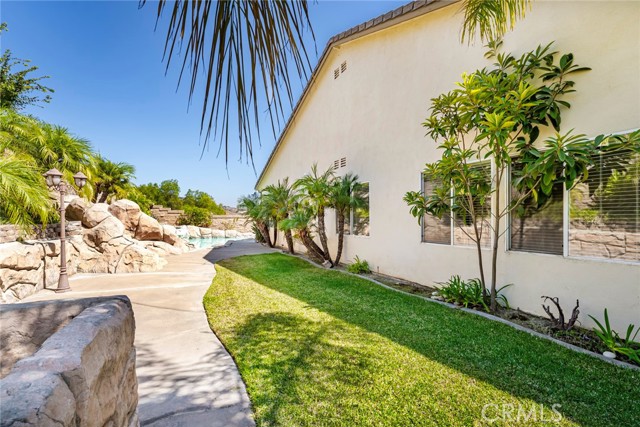 540 Boxcar Lane, Brea CA: https://media.crmls.org/medias/a5989a5d-5a27-4b10-94c8-422cdb1a5e98.jpg