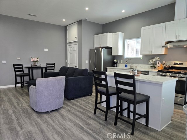 Detail Gallery Image 3 of 17 For 3175 K St, San Diego,  CA 92102 - 2 Beds | 1 Baths