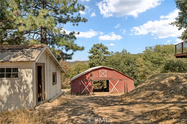 Detail Gallery Image 37 of 48 For 565 Dart Ct, Crestline,  CA 92325 - 3 Beds | 2 Baths