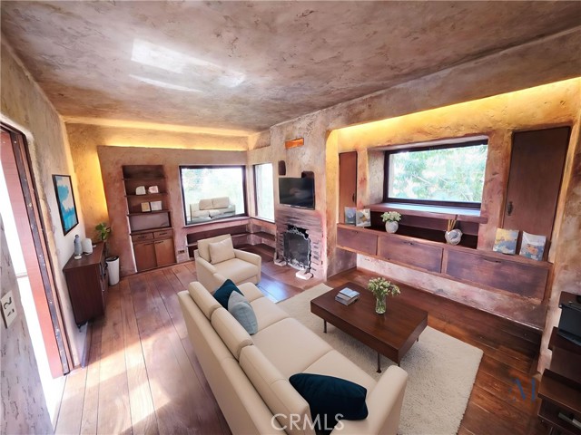 1403 Avon Park, Los Angeles CA: https://media.crmls.org/medias/a59938b9-4627-4310-ac1b-52c718012916.jpg
