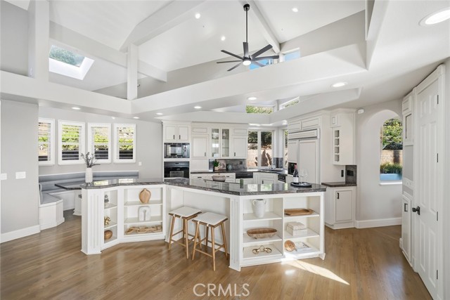 Detail Gallery Image 12 of 49 For 1854 Sydney St, San Luis Obispo,  CA 93401 - 5 Beds | 6/2 Baths