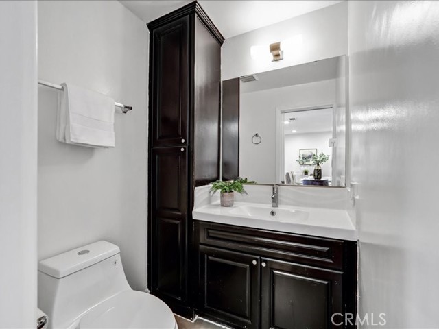 Detail Gallery Image 9 of 25 For 212 N Stoneman Ave #C,  Alhambra,  CA 91801 - 3 Beds | 2/1 Baths