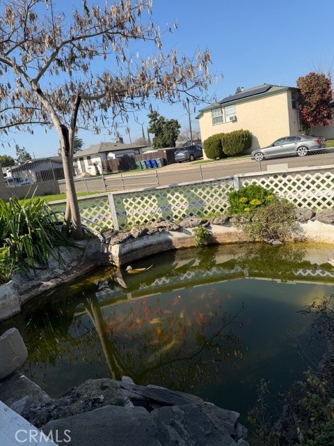 Detail Gallery Image 2 of 31 For 201 Monterey, Chowchilla,  CA 93610 - 4 Beds | 1/2 Baths