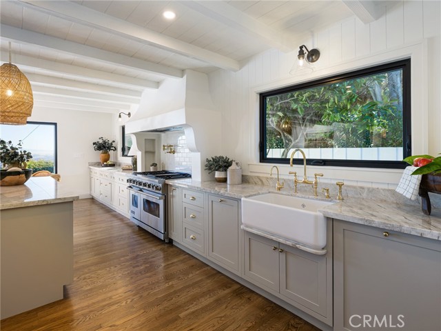 Detail Gallery Image 13 of 59 For 2636 Sunnyside Ridge Road, Rancho Palos Verdes,  CA 90275 - 4 Beds | 3 Baths