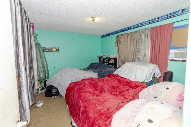 12401 Archwood Street, North Hollywood CA: https://media.crmls.org/medias/a59d35fa-a21d-4ea3-927d-aee95644139c.jpg