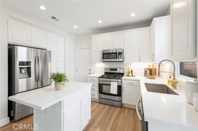 Detail Gallery Image 17 of 58 For 1 Tarleton, Ladera Ranch,  CA 92694 - 3 Beds | 2/1 Baths