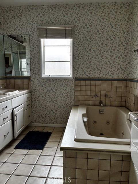 Detail Gallery Image 15 of 20 For 1520 Melody Ln, Fullerton,  CA 92831 - 3 Beds | 2 Baths