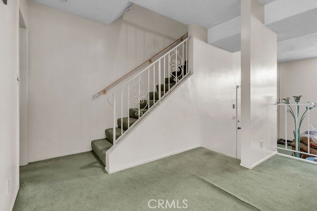 Detail Gallery Image 13 of 28 For 5348 Fairview Bld #3,  Ladera Heights,  CA 90056 - 2 Beds | 2/1 Baths