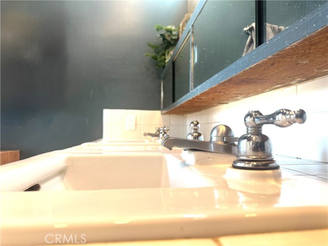 Detail Gallery Image 12 of 47 For 11551 Decente, Studio City,  CA 91604 - 2 Beds | 2 Baths