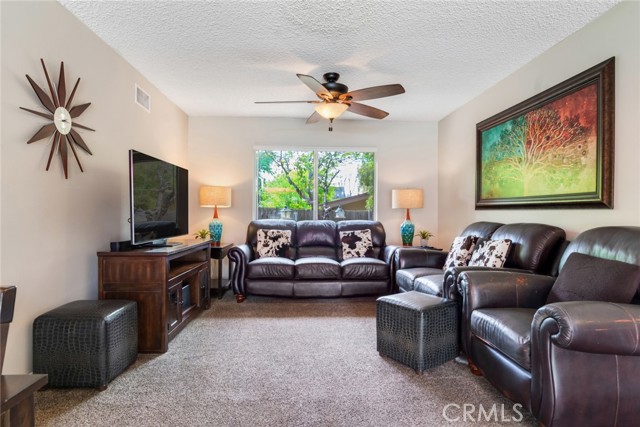 Detail Gallery Image 12 of 35 For 130 Sunridge Way, Redlands,  CA 92373 - 3 Beds | 2 Baths