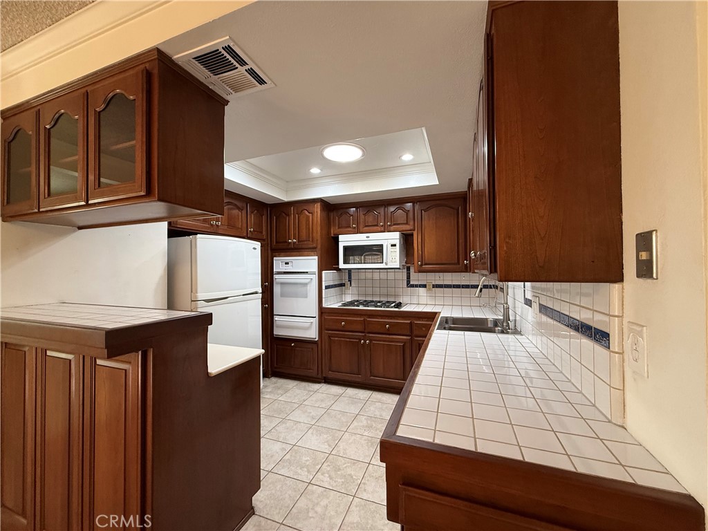 MLS #CV25264219 image #7