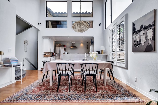 Detail Gallery Image 12 of 40 For 114 S Prospect #6,  Redondo Beach,  CA 90277 - 3 Beds | 2/1 Baths