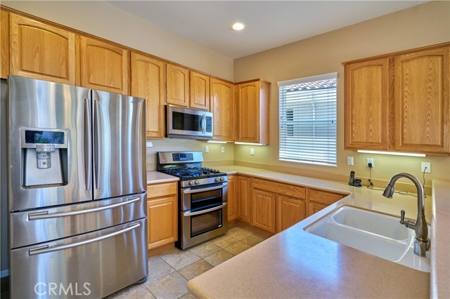 Detail Gallery Image 15 of 49 For 1714 N Forest Oaks Dr, Beaumont,  CA 92223 - 2 Beds | 2 Baths