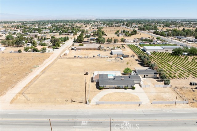 Detail Gallery Image 9 of 75 For 2039 Columbia Way, Palmdale,  CA 93551 - 6 Beds | 4 Baths