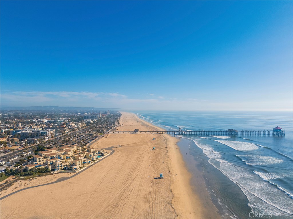 https://media.crmls.org/medias/a5a1abdd-b91c-4e12-a702-ea8a77238bc4.jpg?preset=X-Large