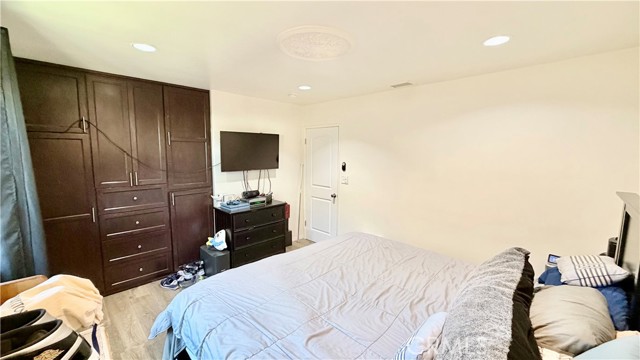 Detail Gallery Image 18 of 40 For 421 S 5th, La Puente,  CA 91746 - 4 Beds | 3 Baths