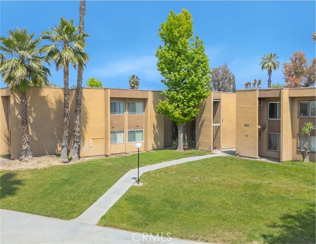 Detail Gallery Image 4 of 63 For 1066 N Orange St, Riverside,  CA 92501 - – Beds | – Baths