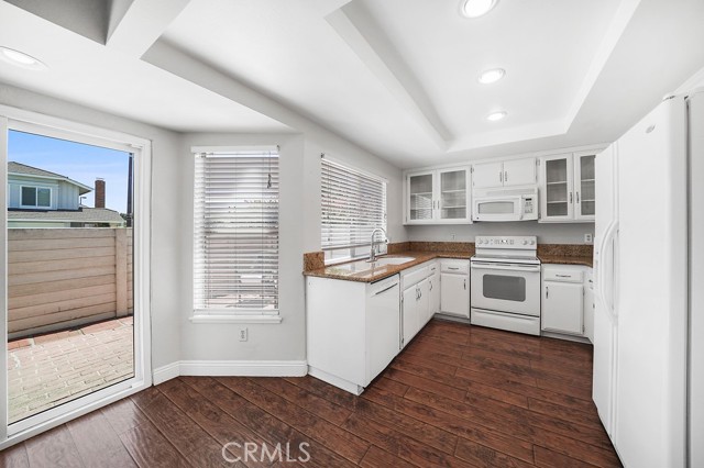 Detail Gallery Image 3 of 26 For 73 Summerstone, Irvine,  CA 92614 - 3 Beds | 2/1 Baths