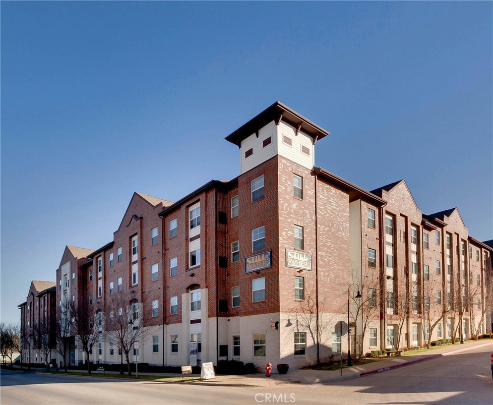 251 W Miller Avenue #213