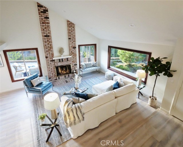 4358 Cartesian Circle, Palos Verdes Peninsula CA: https://media.crmls.org/medias/a5a44d74-f5cb-4529-a932-bec48e9ec33d.jpg