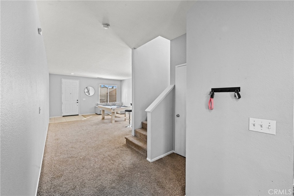 https://media.crmls.org/medias/a5a4cfe6-ca69-41c2-a090-07ae8ac4cc13.jpg?preset=X-Large