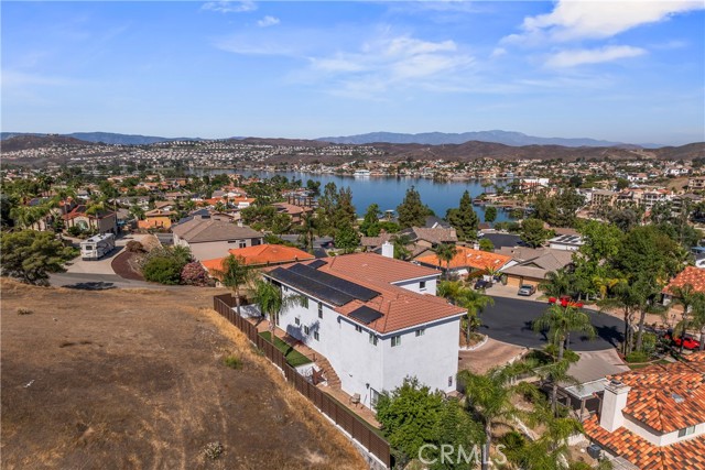 22941 Gold Rush Place, Canyon Lake CA: https://media.crmls.org/medias/a5a5473f-ed34-4279-acb7-4d61fc34e6a1.jpg