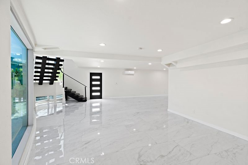 MLS #OC26162895 image #3