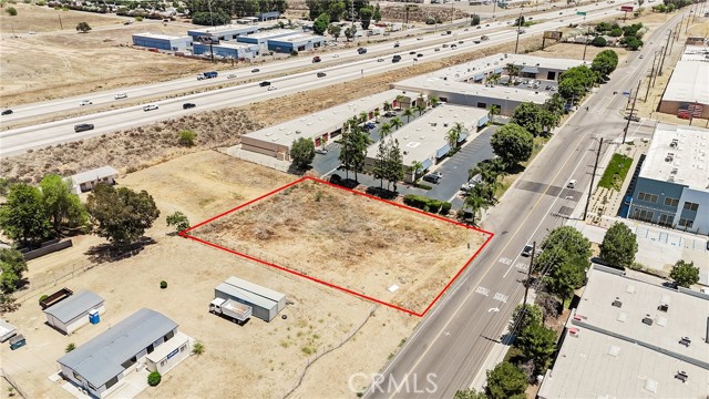 Detail Gallery Image 7 of 11 For 18175 Collier, Lake Elsinore,  CA 92530 - – Beds | – Baths