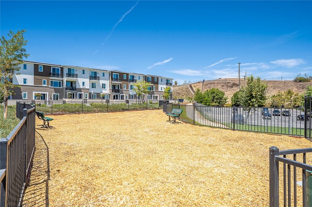 1425 W Sunrise Lane, San Pedro CA: https://media.crmls.org/medias/a5a8ea62-3cc9-40cc-8f48-34e3b76a2857.jpg
