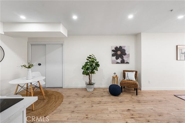 Detail Gallery Image 34 of 58 For 8800 Burnet Ave #15,  North Hills,  CA 91343 - 5 Beds | 3 Baths