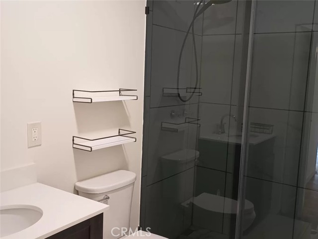 Detail Gallery Image 6 of 17 For 12333 Allin St, Culver City,  CA 90230 - 3 Beds | 2 Baths