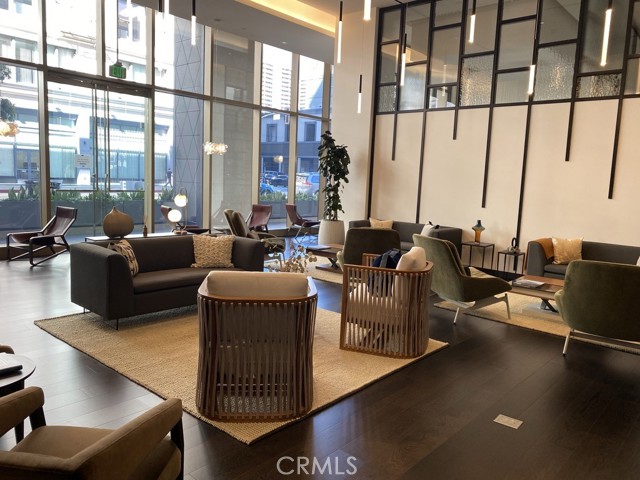 Detail Gallery Image 7 of 27 For 400 S Broadway #1813,  Los Angeles,  CA 90013 - 1 Beds | 1 Baths