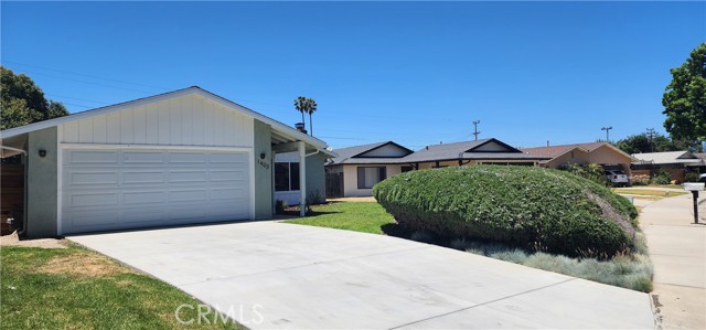 Detail Gallery Image 1 of 1 For 1403 Bay Ave, Santa Maria,  CA 93454 - 3 Beds | 2 Baths