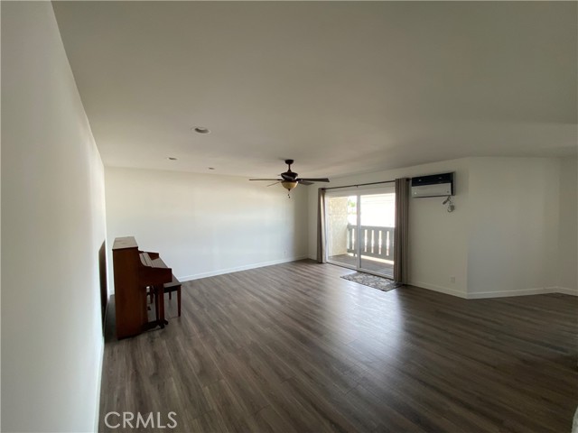 Image 3 for 4515 California Ave #303, Long Beach, CA 90807