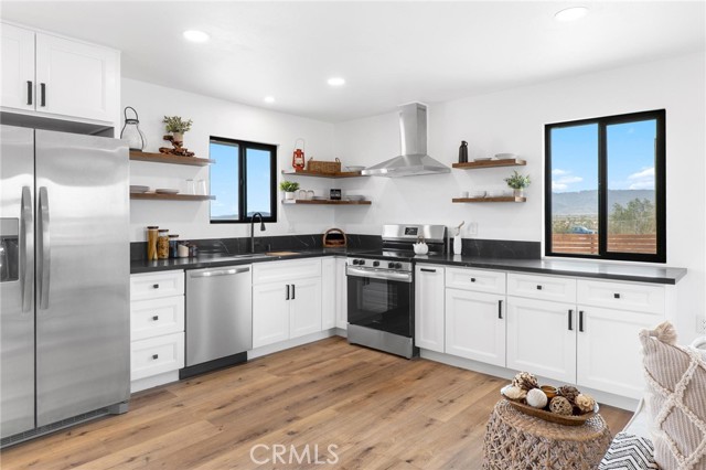 Detail Gallery Image 9 of 37 For 1561 Shoshone Valley Rd, Twentynine Palms,  CA 92277 - 2 Beds | 1 Baths