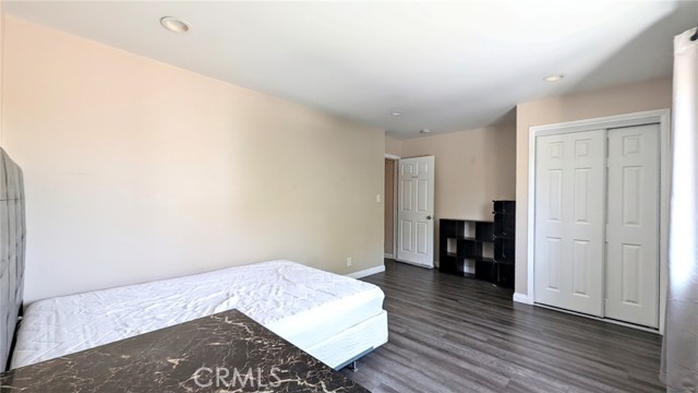 Detail Gallery Image 16 of 17 For 1299 W 37th Dr #3,  Los Angeles,  CA 90007 - 4 Beds | 2 Baths