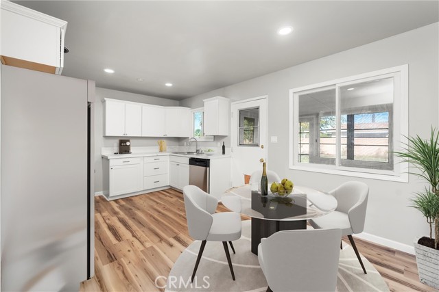 Detail Gallery Image 5 of 15 For 110 W Montrose, Hemet,  CA 92543 - 2 Beds | 1 Baths