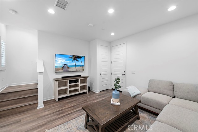 Detail Gallery Image 16 of 23 For 79 Hideaway Loop, Mission Viejo,  CA 92692 - 3 Beds | 2/2 Baths