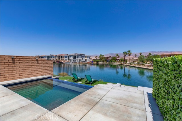 Detail Gallery Image 13 of 30 For 84656 Litorale Ct, Indio,  CA 92203 - 4 Beds | 3/1 Baths