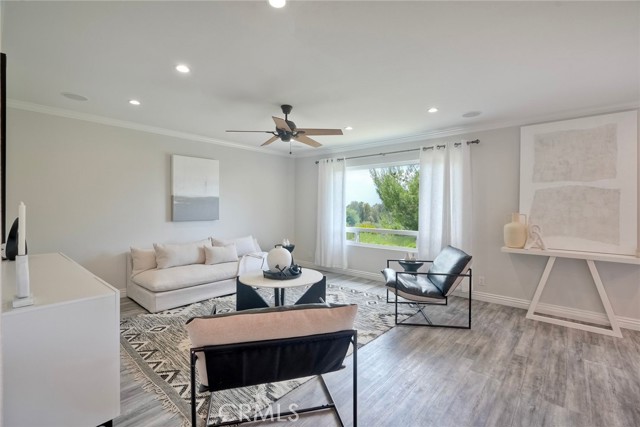 4273 Spoon Bill Way, Oceanside CA: https://media.crmls.org/medias/a5aee61e-0f7b-4caf-82af-cb9a75944dee.jpg