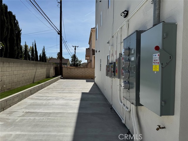 Detail Gallery Image 10 of 39 For 11602 Valley View Ave #4,  Whittier,  CA 90604 - 4 Beds | 4/1 Baths