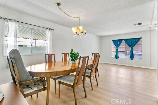 24921 Muirlands Boulevard, Lake Forest CA: https://media.crmls.org/medias/a5b14639-c778-4487-8cb6-39df251b417d.jpg