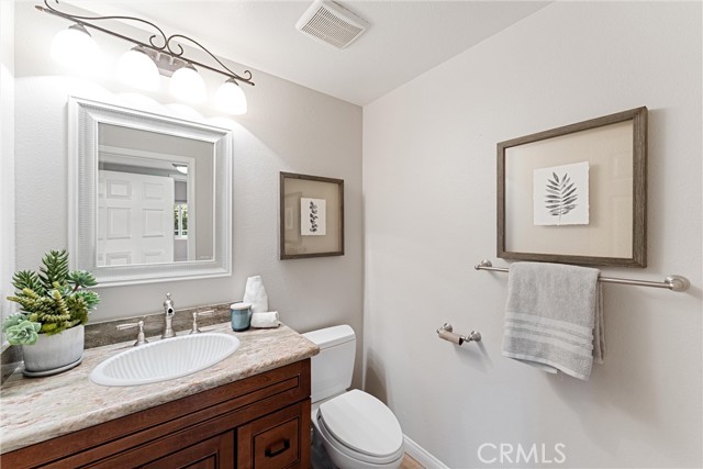 Detail Gallery Image 12 of 37 For 6121 E Breton Cir, Orange,  CA 92869 - 4 Beds | 2/1 Baths