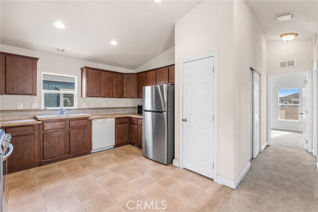 Detail Gallery Image 9 of 25 For 632 W Romneya, Anaheim,  CA 92801 - 3 Beds | 2 Baths